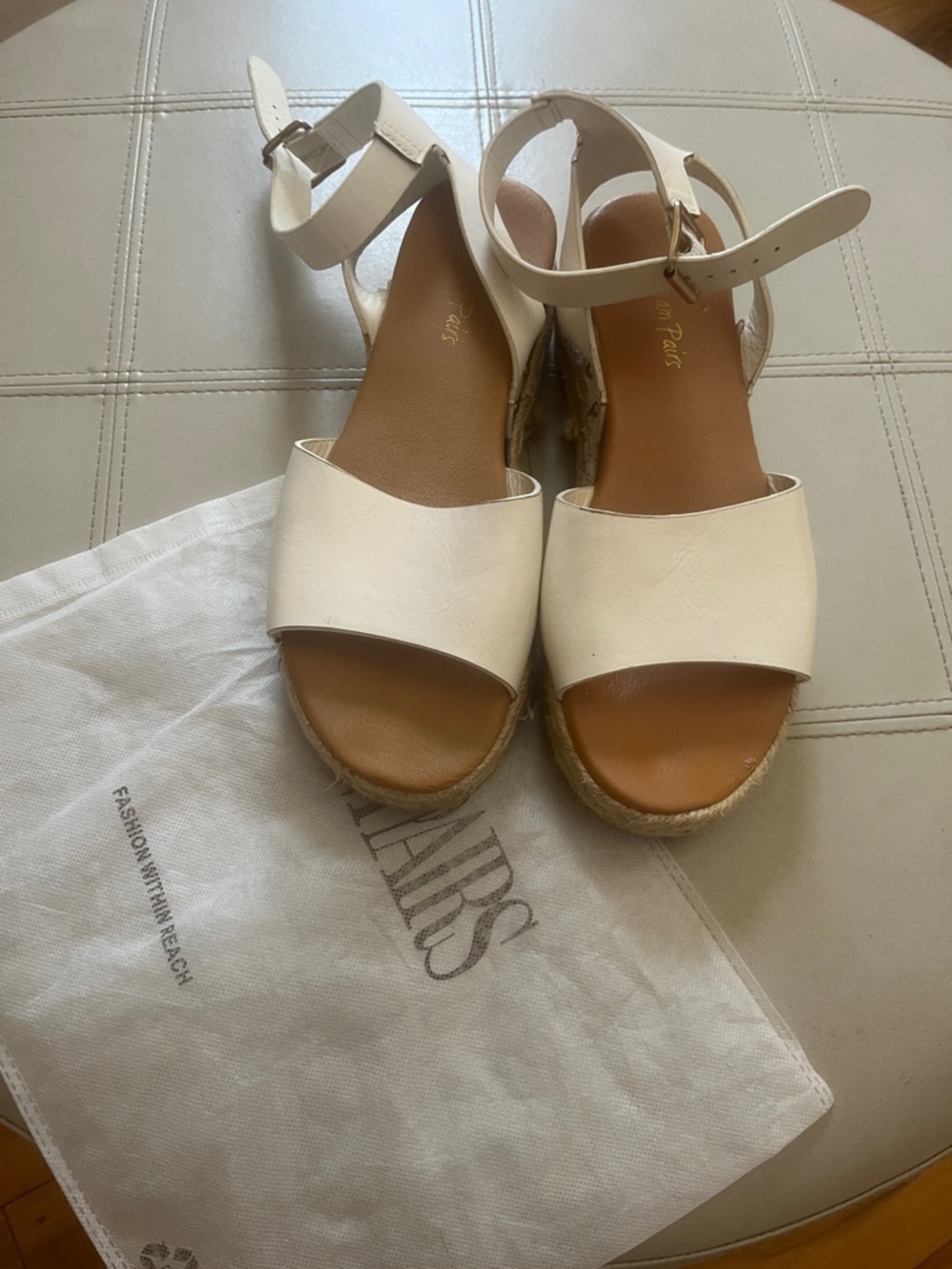 DREAM PAIRS White Ankle-Strap Espadrille Wedges Sz 8.5